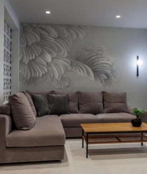Azalea Luxury Apartment